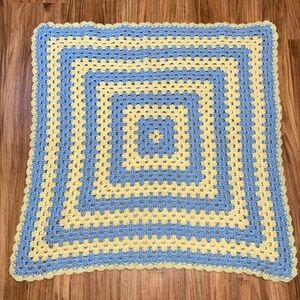 afghan blanket Handmade yellow blue knit crochet baby lap bedding
